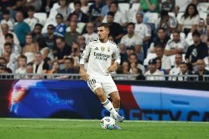 塞巴略斯达成皇马生涯200次出场里程碑，贡献7球16助攻